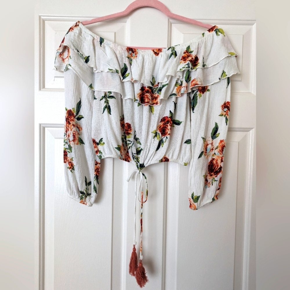 Altar'd State Cropped Off the Shoulder Top. Size S.